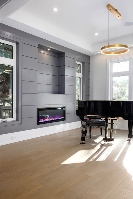 Spacious luxury living room in a Toronto home